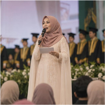 Ustadzah Nabila Rahmawati, S.Sos.